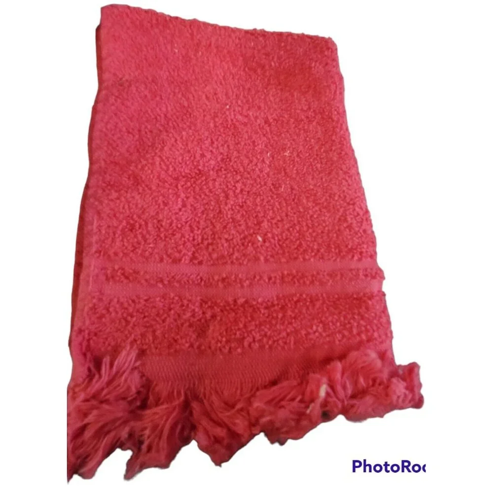 Set 5 Fingertip Towels Fringe Red Pink Burgandy Vintage Cannon Callaway 10x16 in